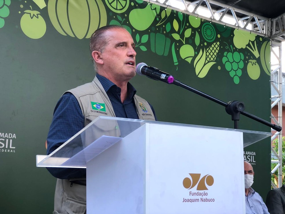 Bolsonaro estuda recriar Ministério do Trabalho para Onyx Lorenzoni